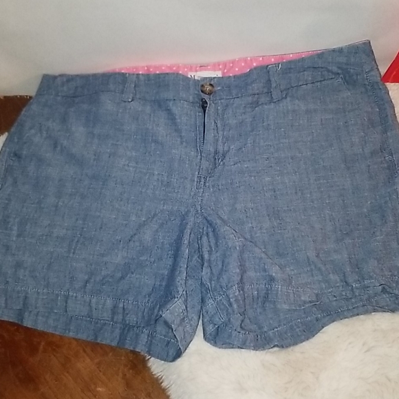 Size 12 shorts bundle (women) - Picture 5 of 7